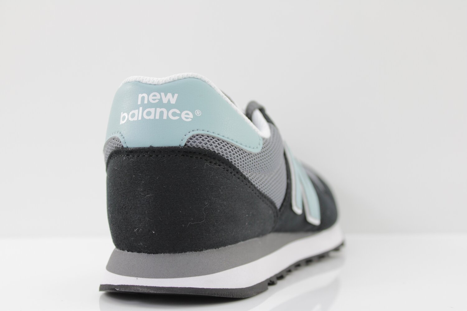 New Balance Sneaker