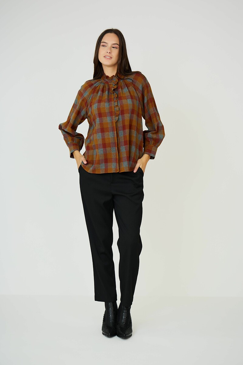 ATÉ BREVE<br>Blusa xadrez com gola mao