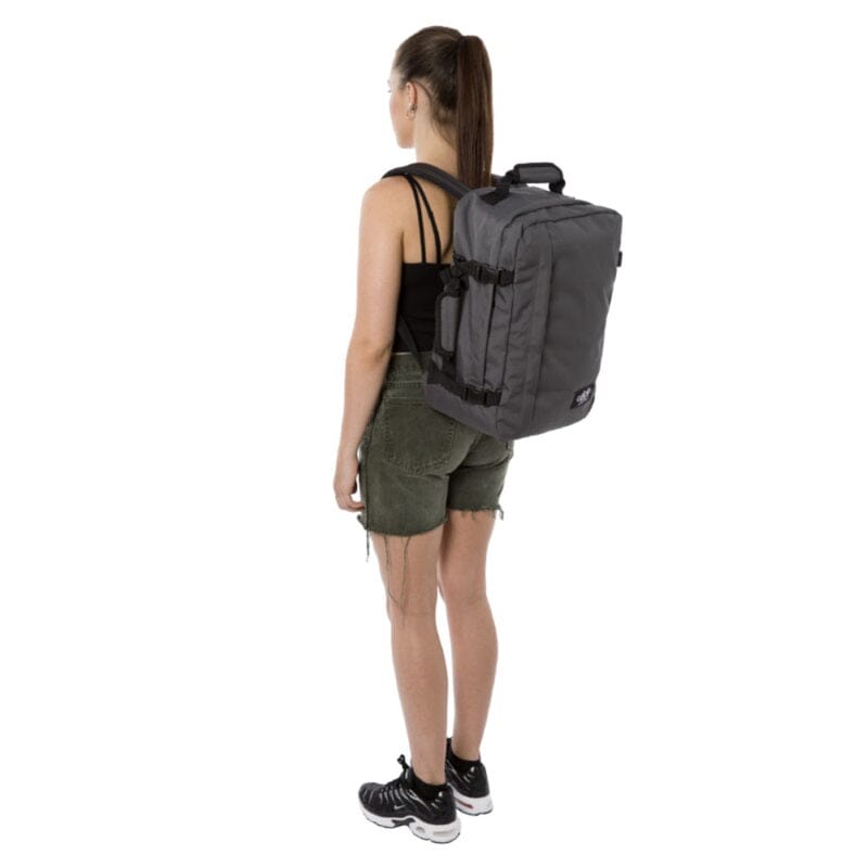 Cabin Zero Classic Ultralight Cabin Bag 36L Original Grey
