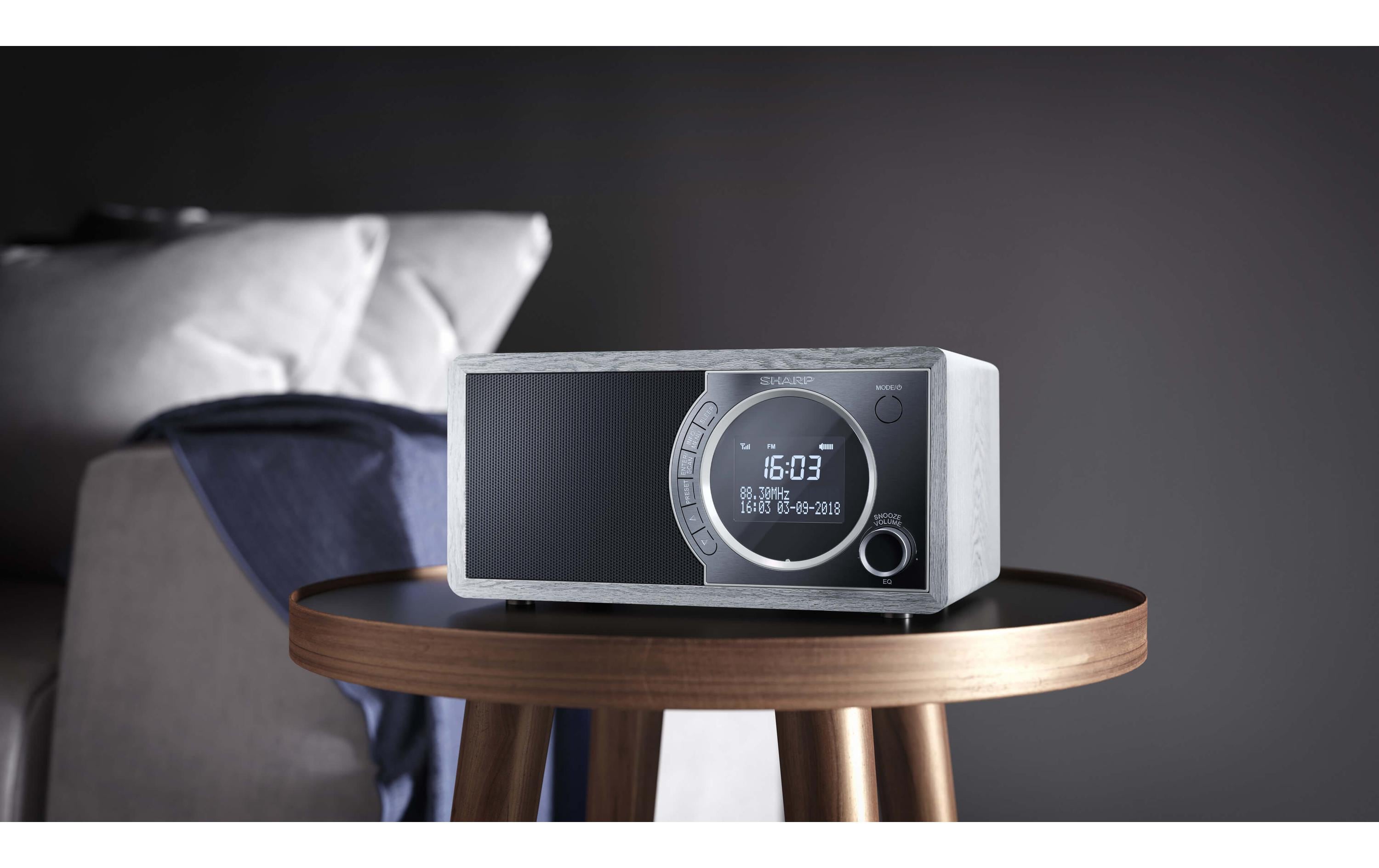 DAB+ Radio DR-450 GrauDigitales Radio mit Speicher für 20 Sender