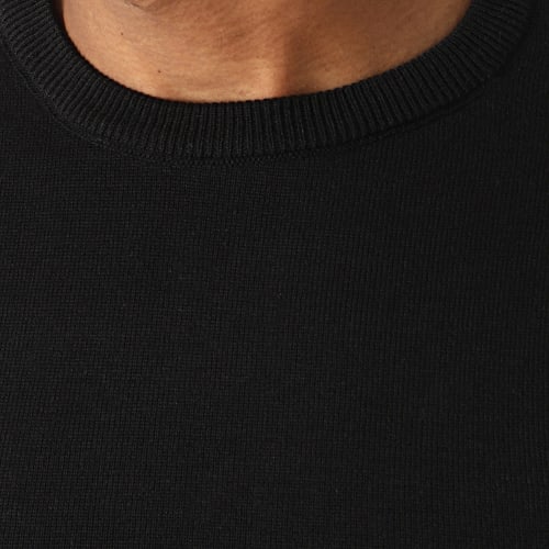 Pull AVP-163 Noir