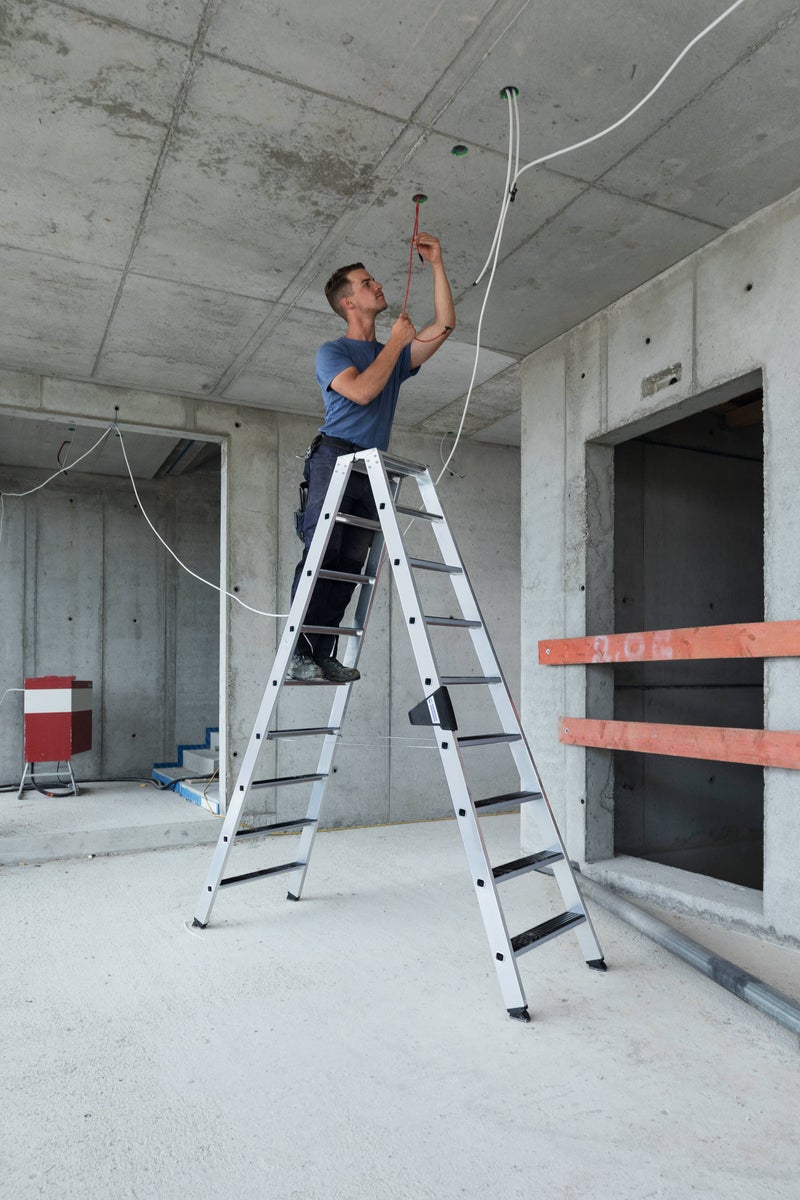 PROREGAL Trapladder, dubbelzijdige toegang met clip-trede, 2 x 4 treden