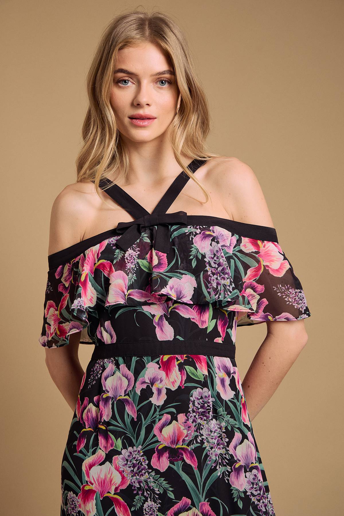Oasis Robe Bardot à Col Licou avec Détail Nœud