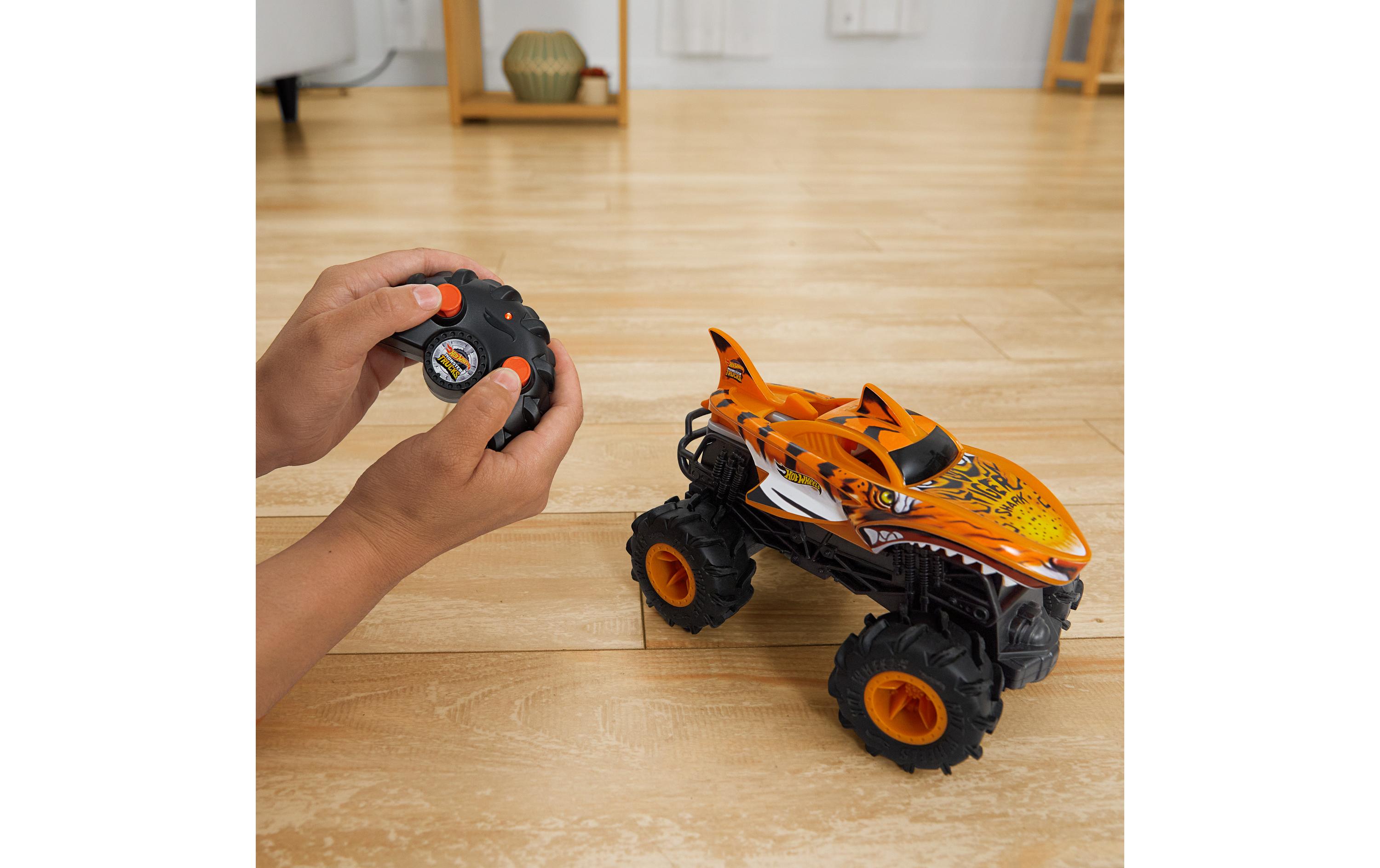 Monster Trucks Hot Wheels Spielset RC 1:24 Tiger SharkSpielzeugfahrzeug