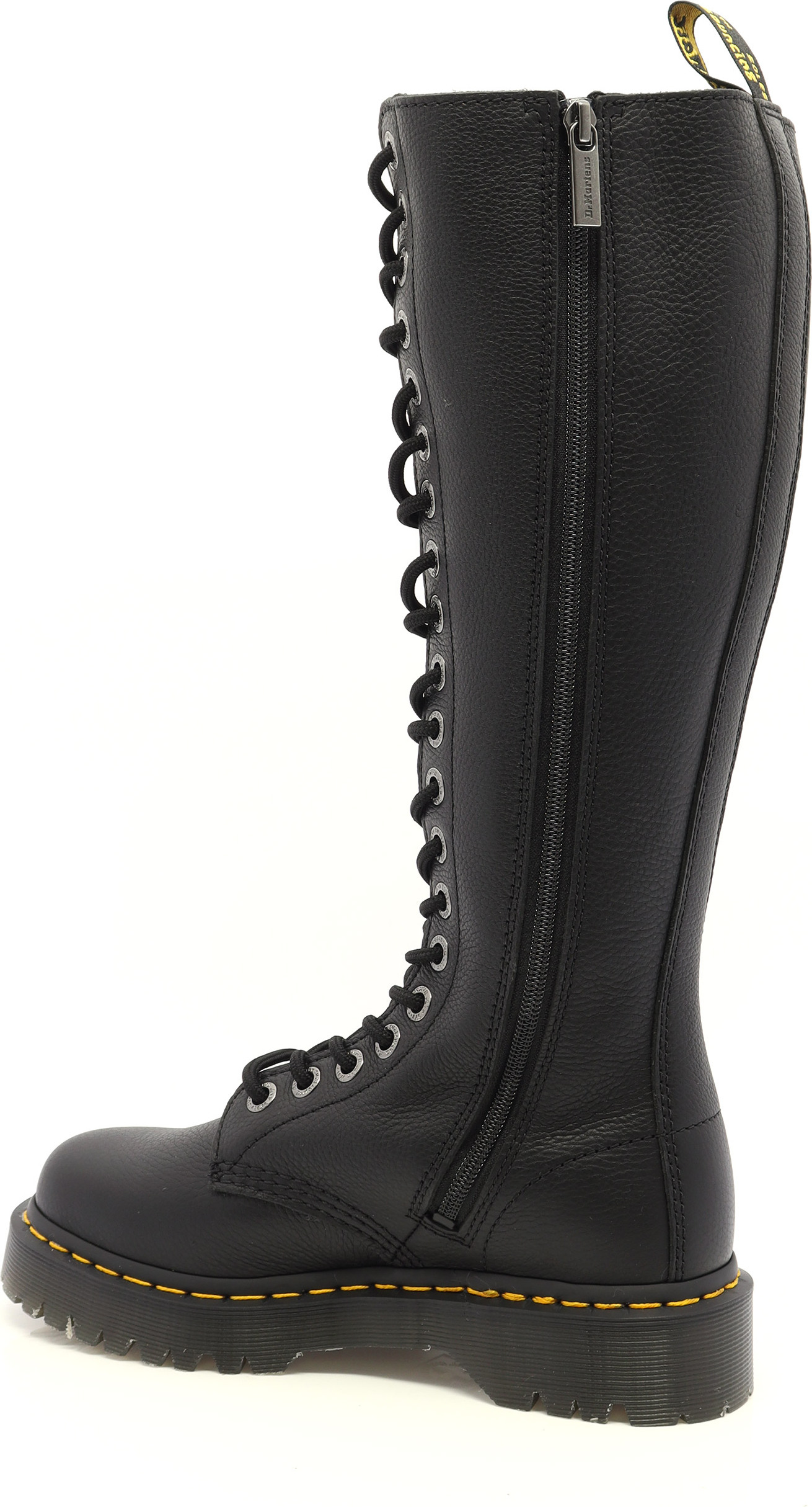 79632 DR. MARTENS
