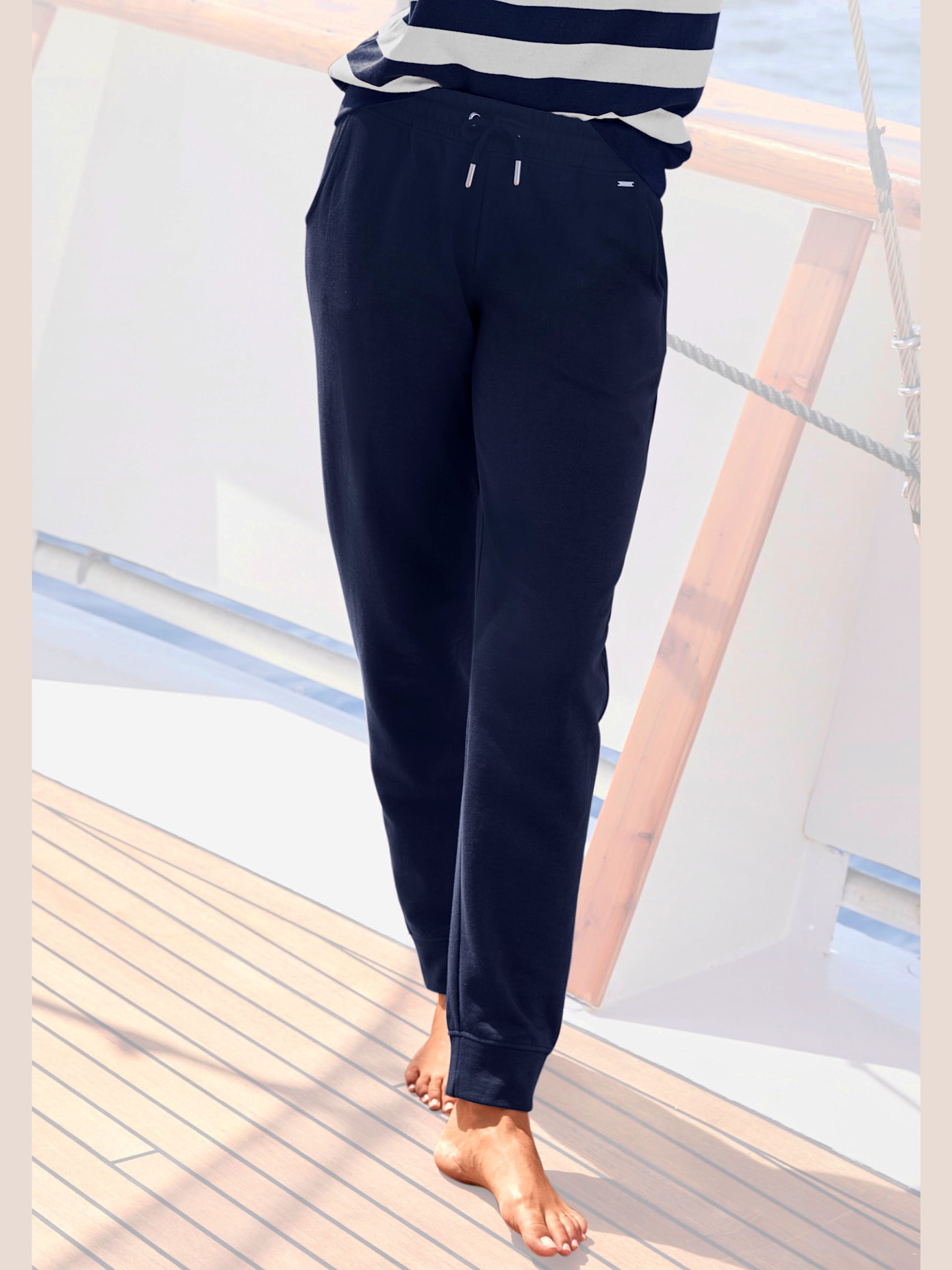 Pantalon détente pantalon molletonné à la largeur confortable