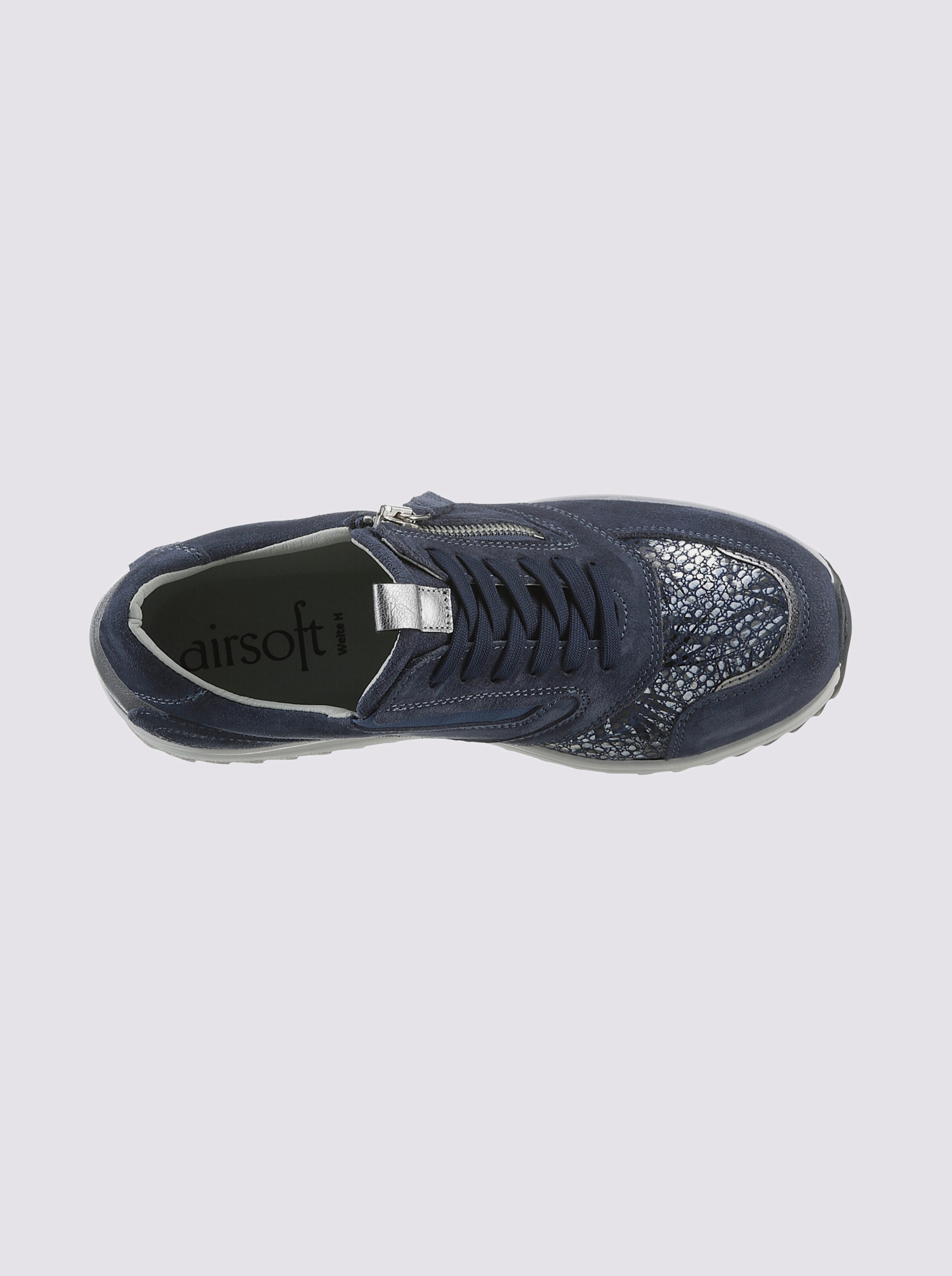 Sneaker