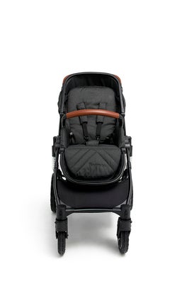 Beemoo Maxi 4 Sportsvogn, Black/Black