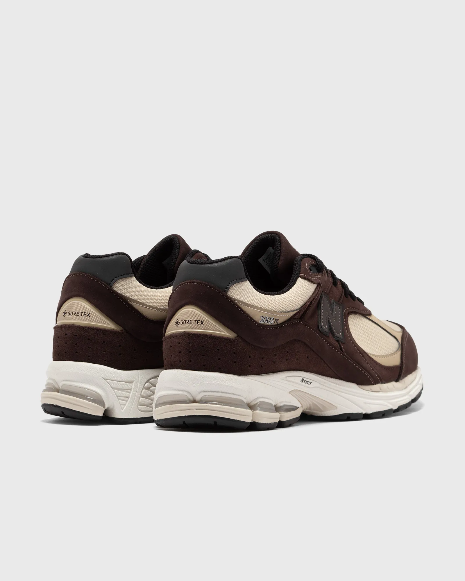 New Balance 2002R