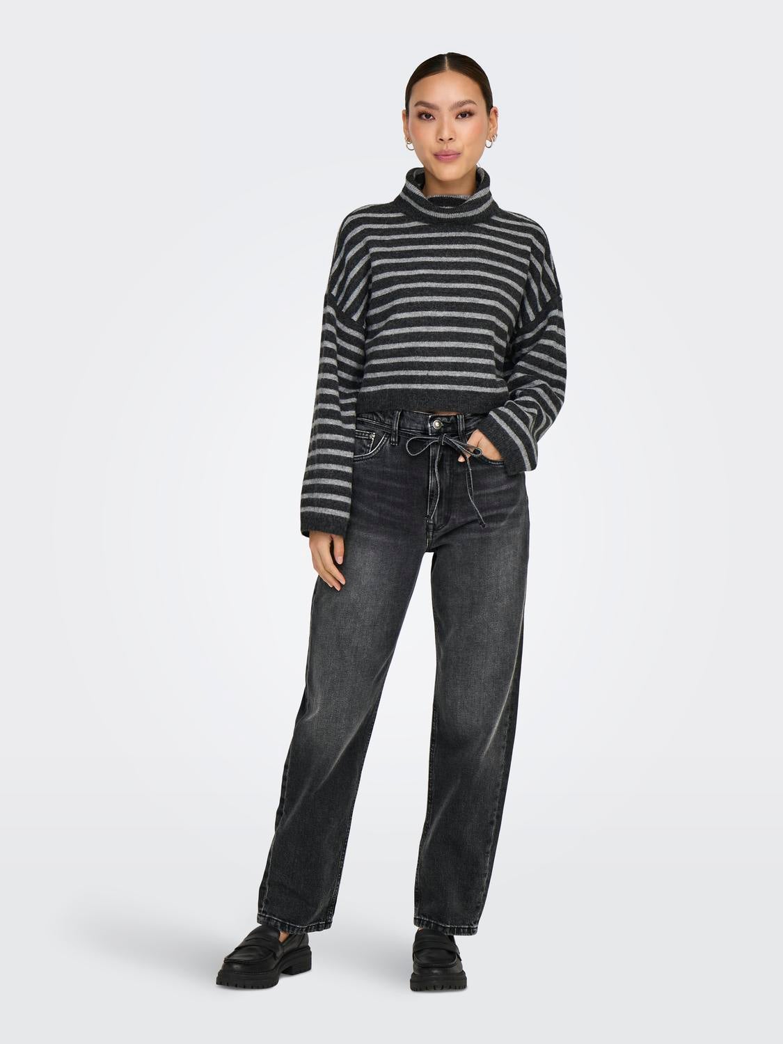 ONLGYPSY Hohe Taille Gerade geschnittener Slim Fit Jeans Washed Black