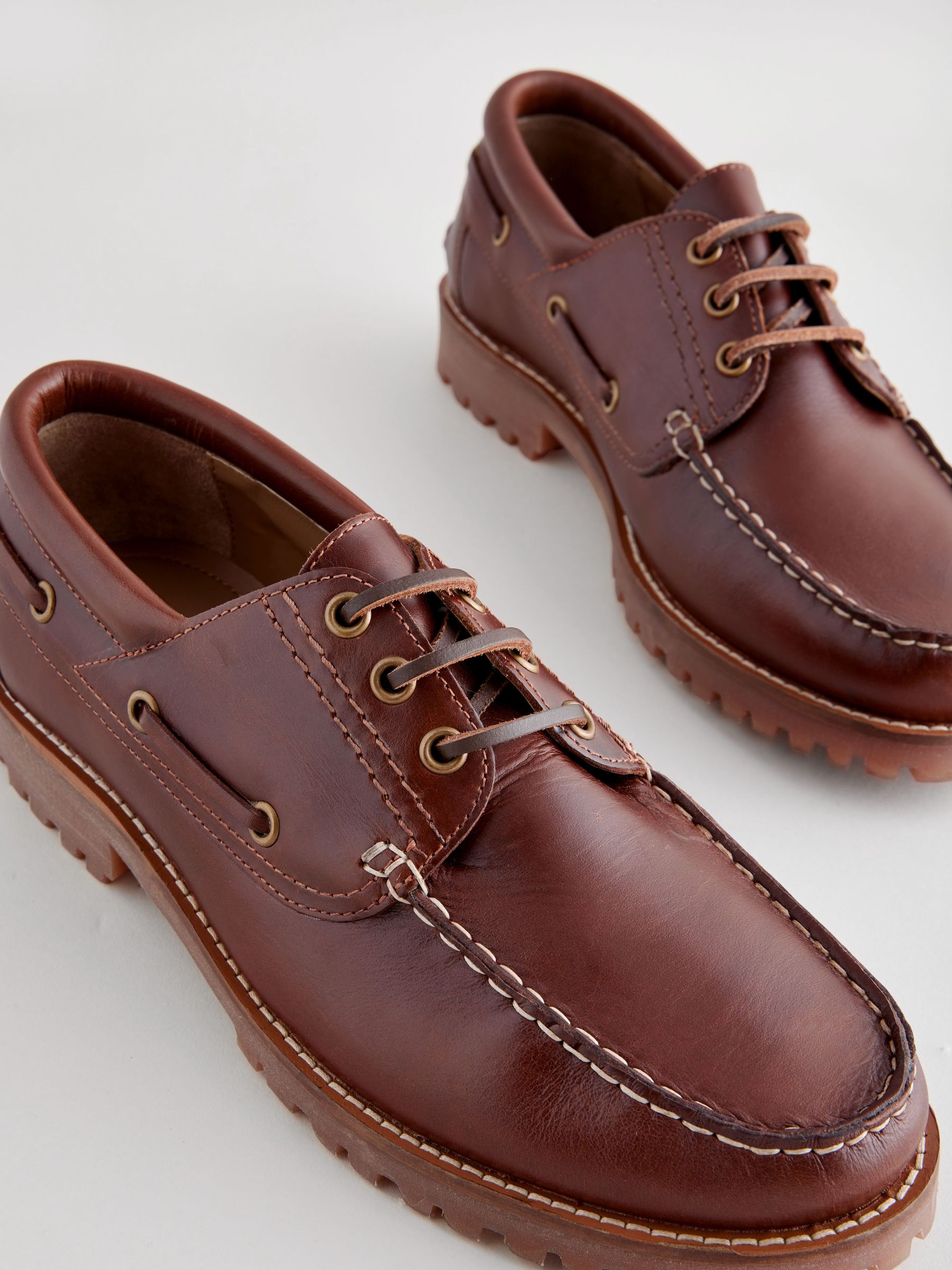 Lichtbruin - Leren bootschoenen met profielzool