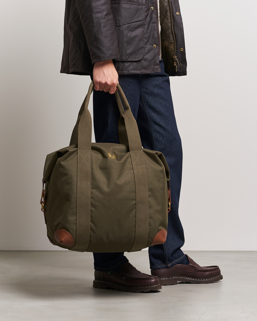Bennett Winch Small Nylon Cargo Bag Olive