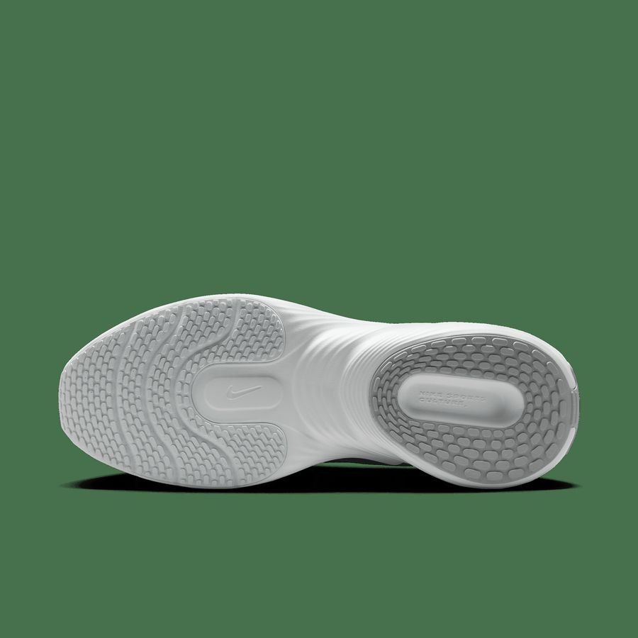 Nike Uplift SC