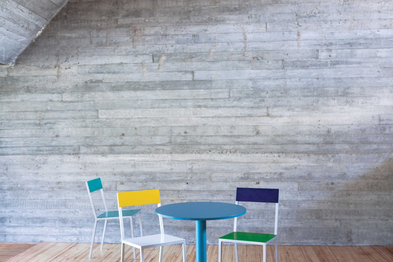 Valerie Objects Round Table S tafel 65.5 aluminium
