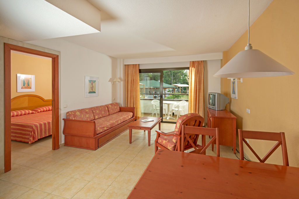 Iberostar Waves Ciudad Blanca Logies en ontbijt - Hotel