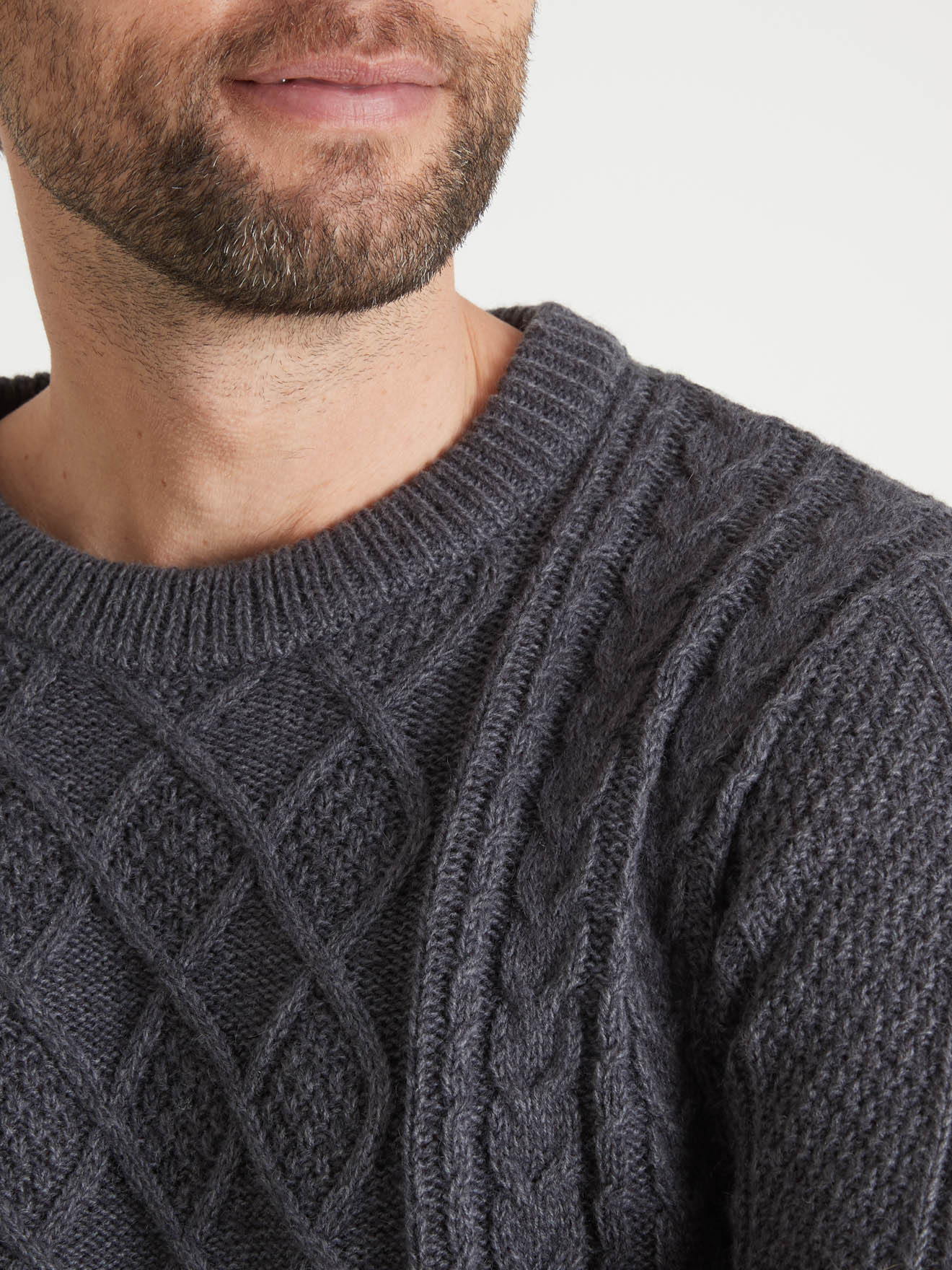 Pull torsadé encolure ronde