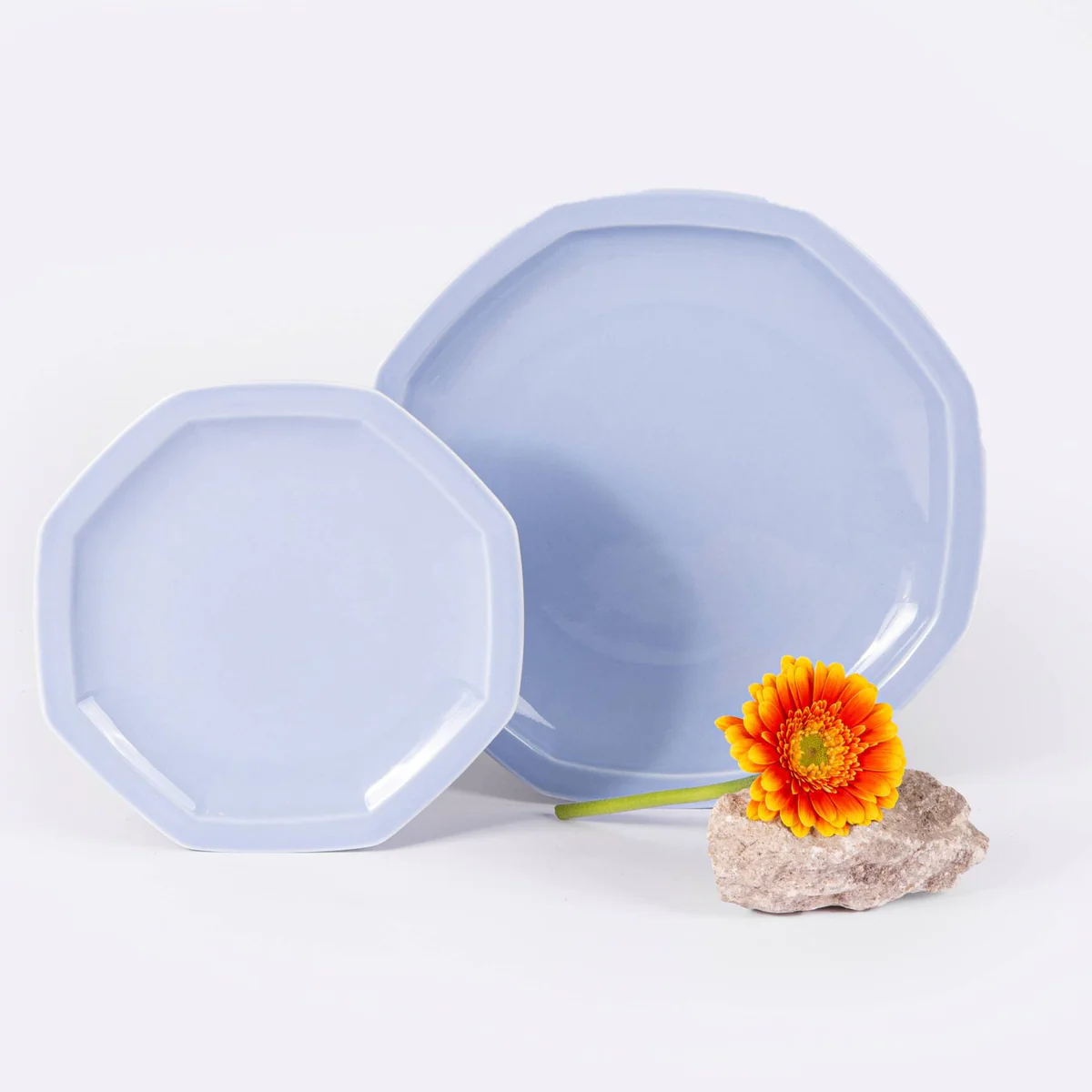 Assiette plate Octogonale 25cm bleu OGRE La Fabrique