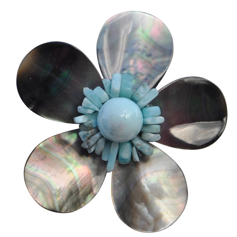 Broche Fleur en Nacre Grise Pépites et Perle de Larimar