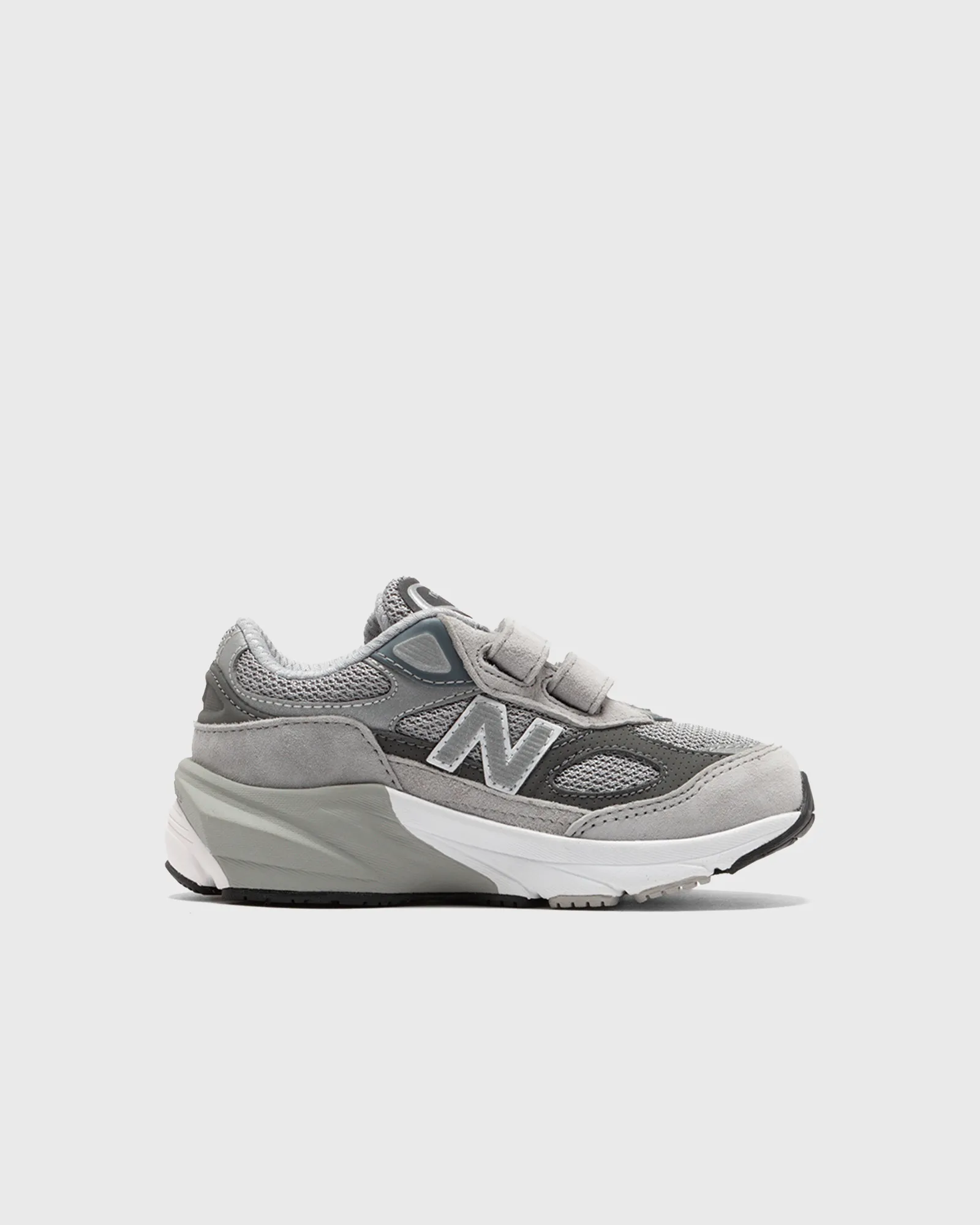 New Balance 990