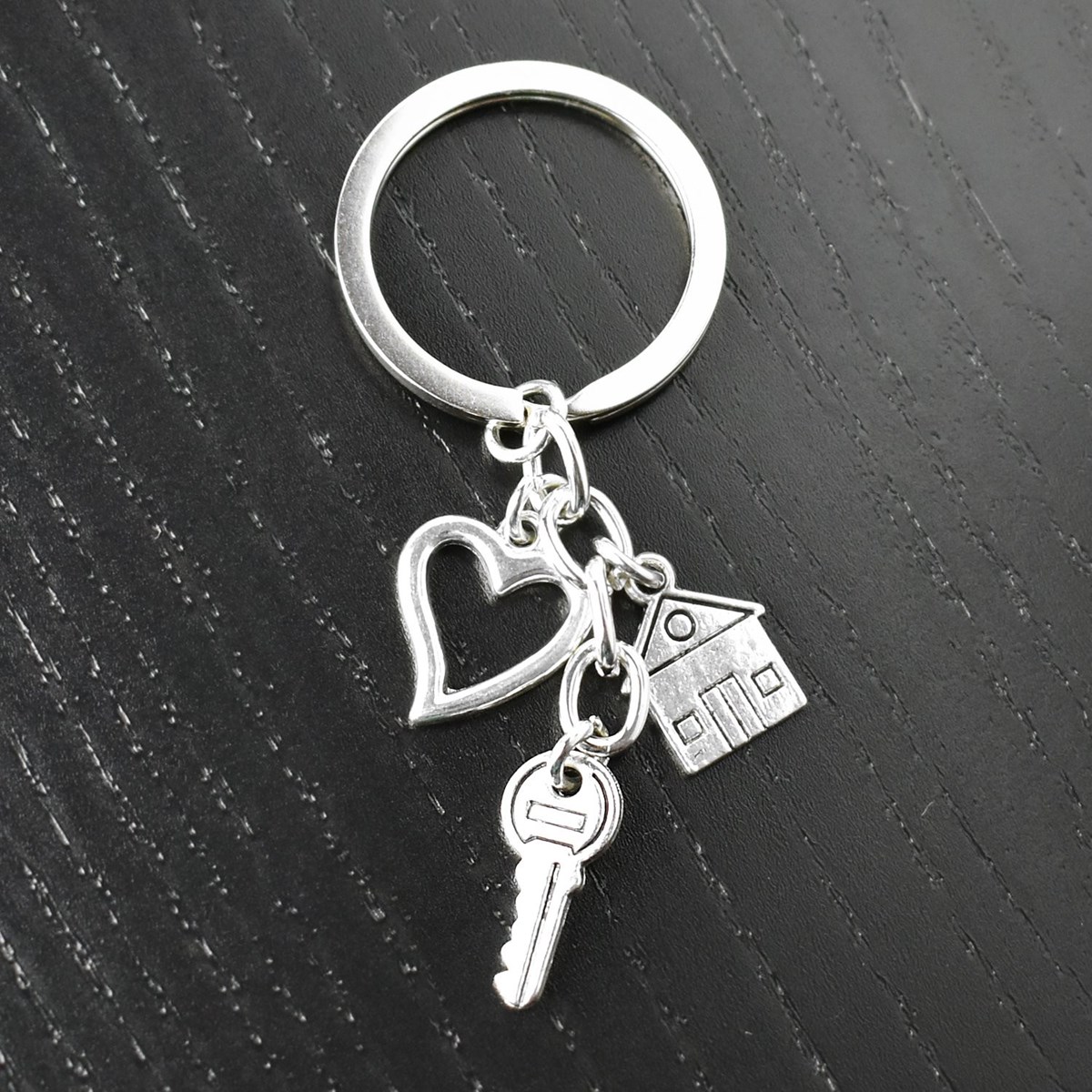 Porte-clés maison clé coeur argenté