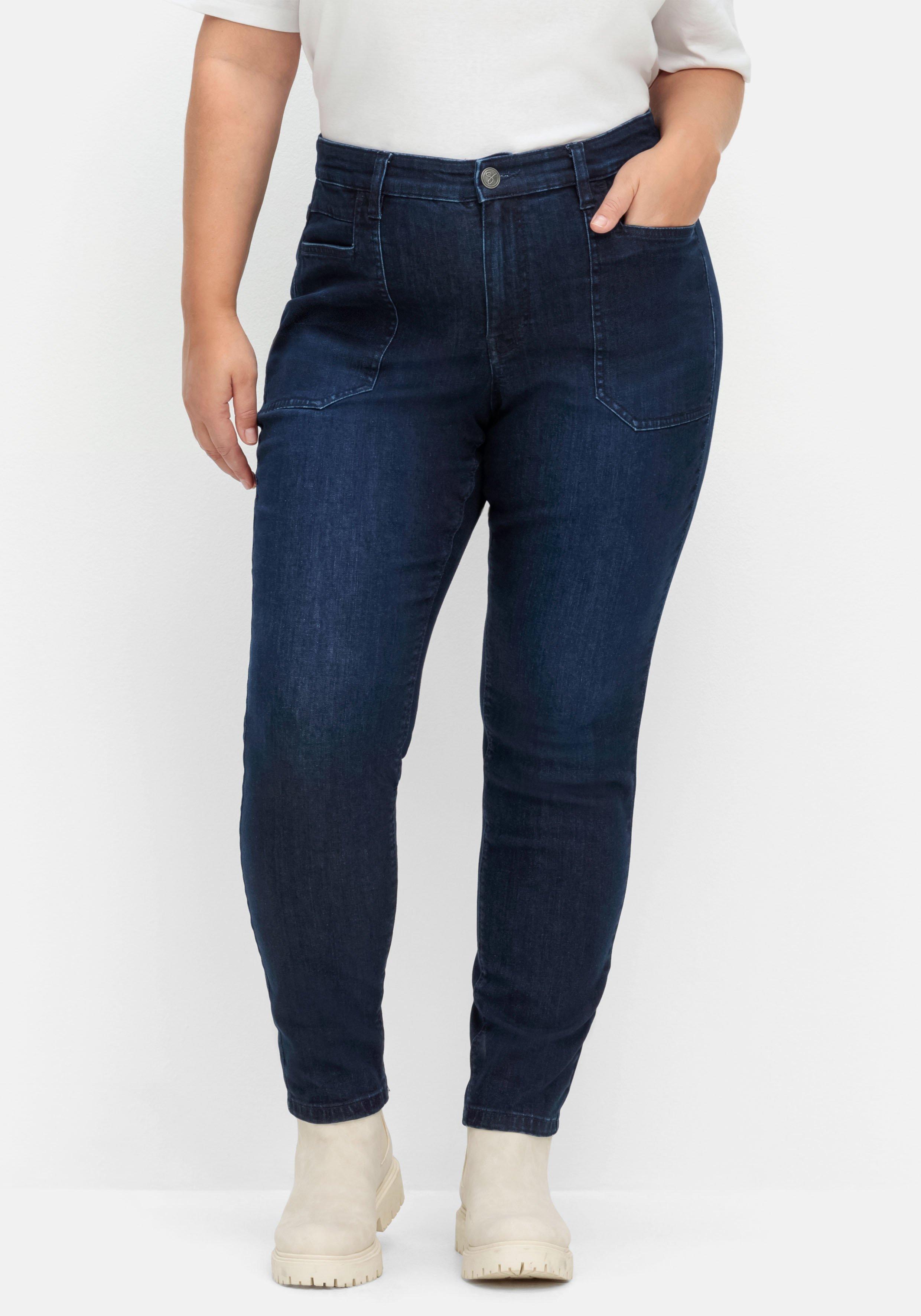 Schmale Jeans mit aufgesetzten Taschen