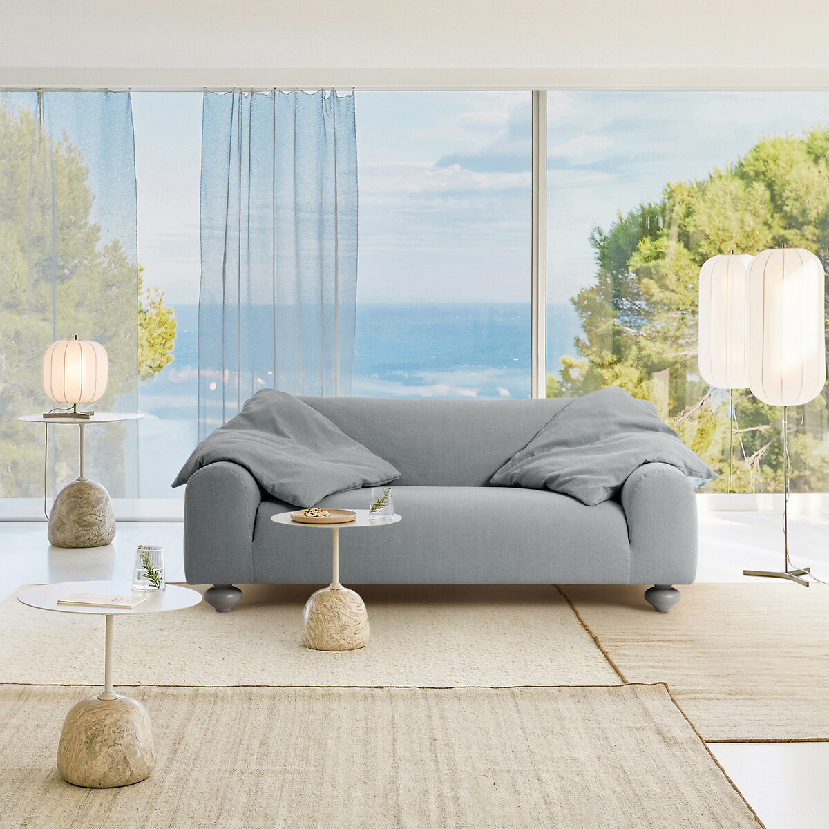 OTTO STUDIO PARA AM.PM<br>Sofá compacto em linho de algodão, ousado