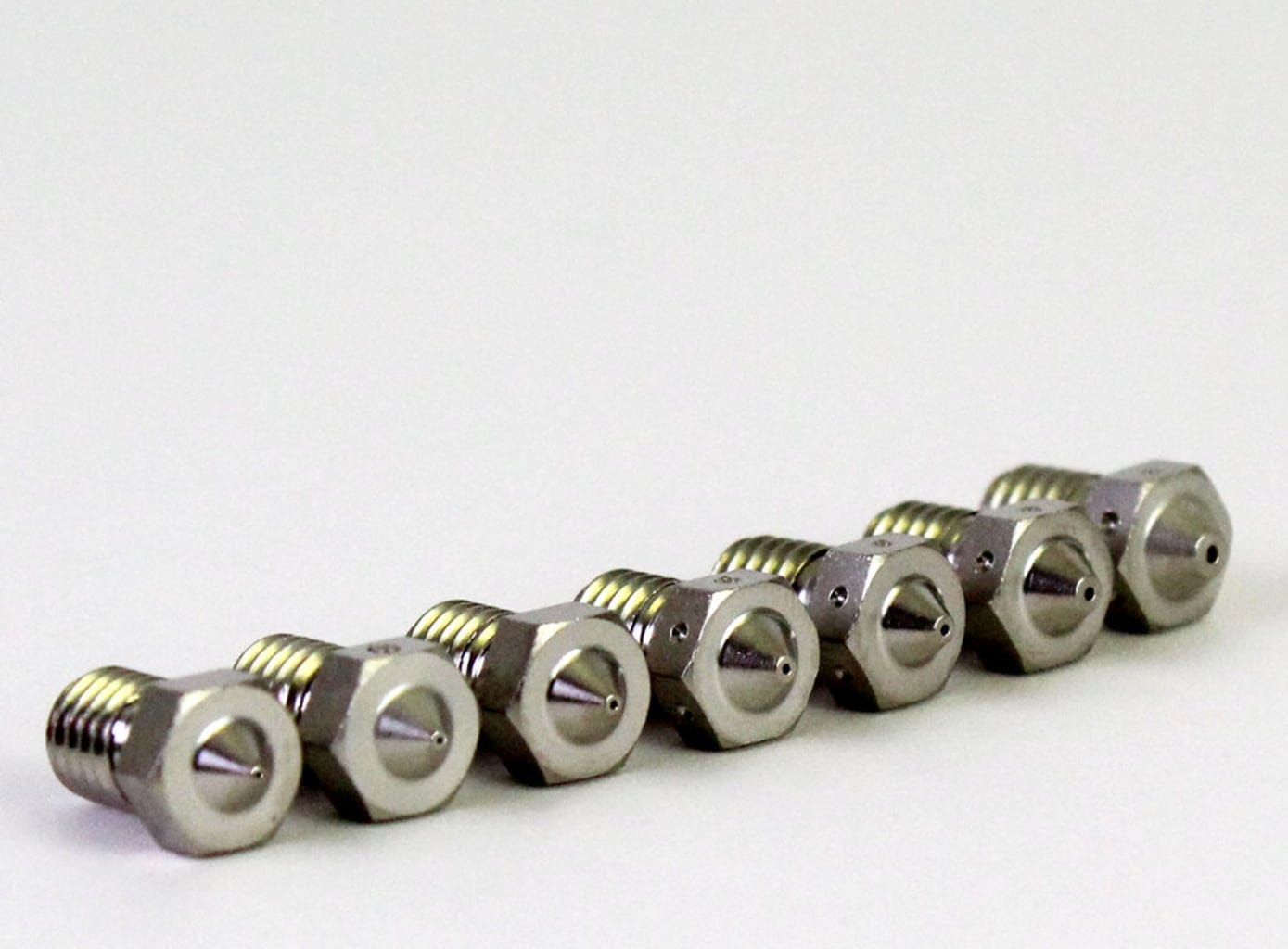 E3D  V6 Plated Copper Düse - 1,75 mm, 0,40 mm    Die V6 Düse für Temperaturen über 500 °C und 1,75 mm Filament