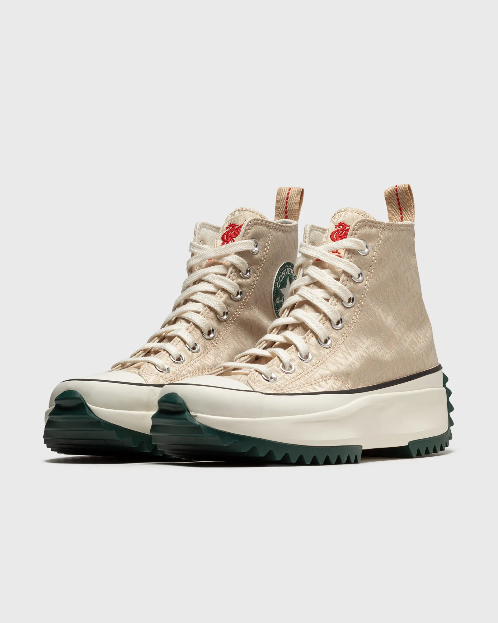 Converse Run Star Hike
