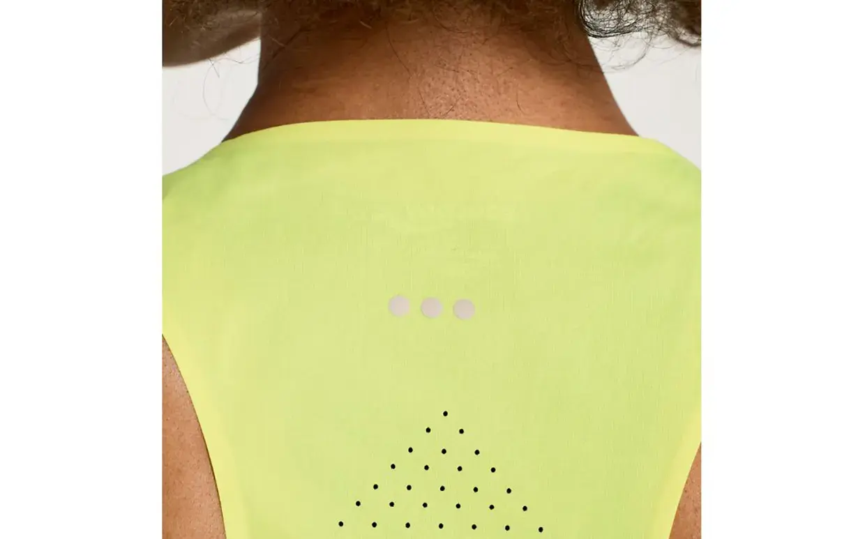 Saucony Pinnacle Hardloopshirt Zonder Mouwen Geel Dames