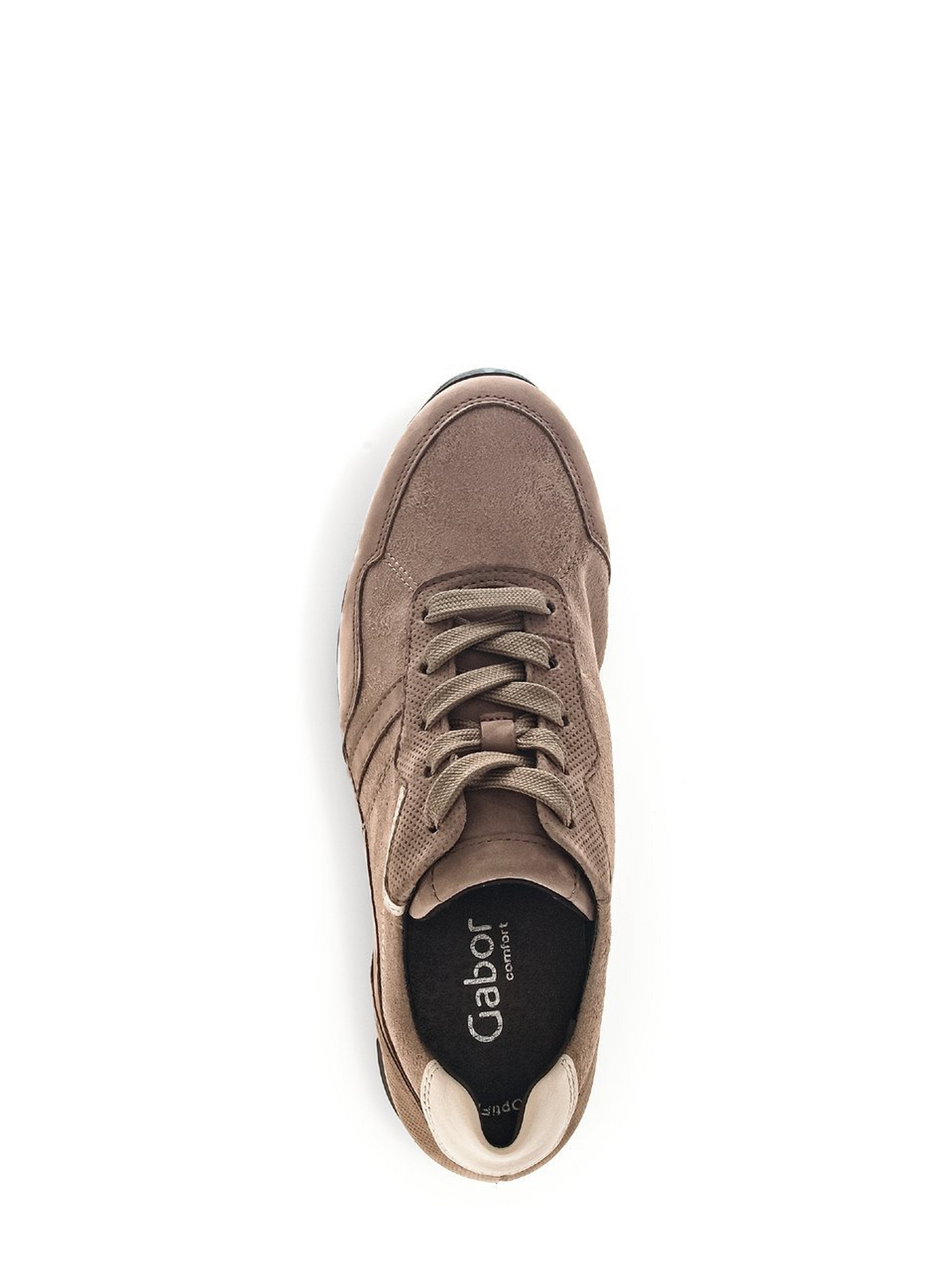 Sneaker