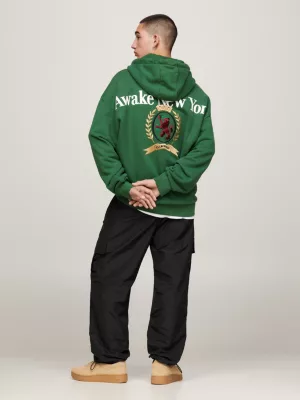Tommy x Awake NY com Logo Oversized e Estilo Relaxado