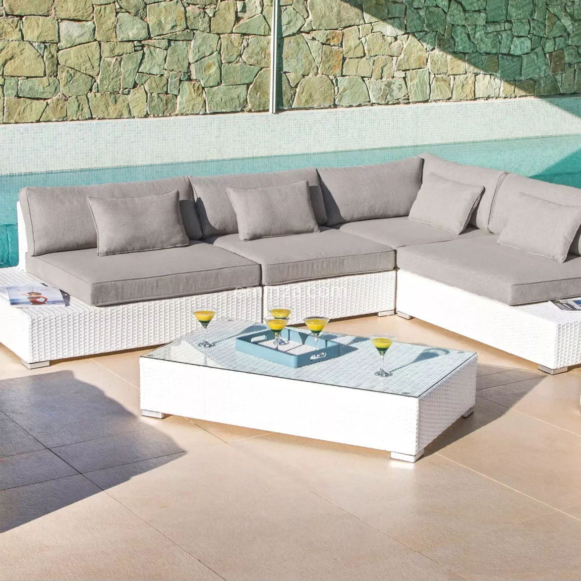 Salon de jardin d'angle en résine tressée 5 places collection 2024 Palma Blanc et taupe