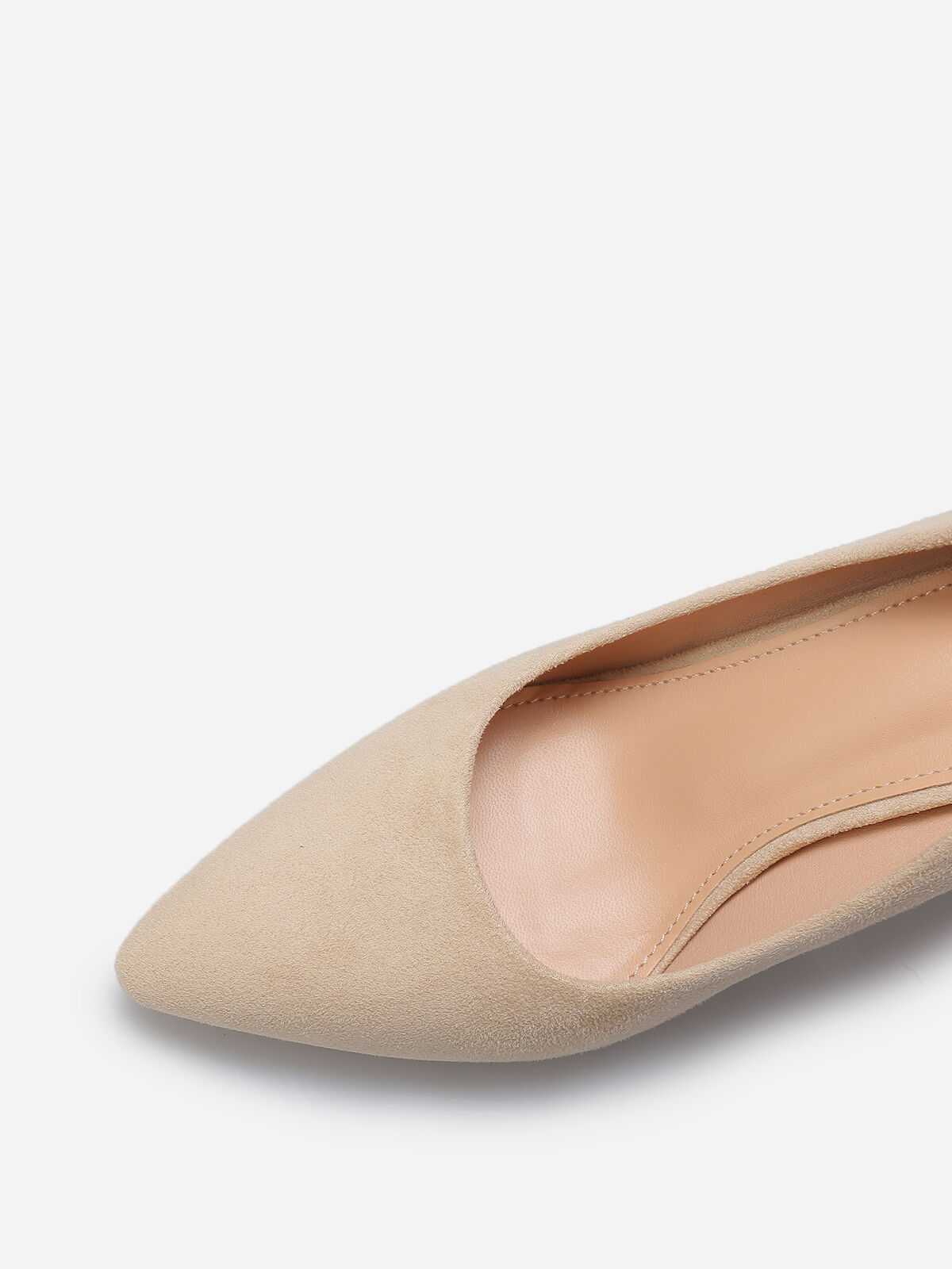 Escarpins en suédine et talon carré- Beige