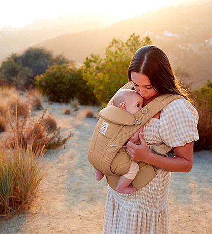 Ergobaby B?resele - Omni Breeze - 1 in Airflow - Camel Brown