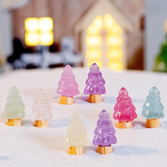 (10er Set) 20mm Fluoreszierende Tannebäume Leuchtende Mini Weihnachts Bäume Garten Deko - Assortiert