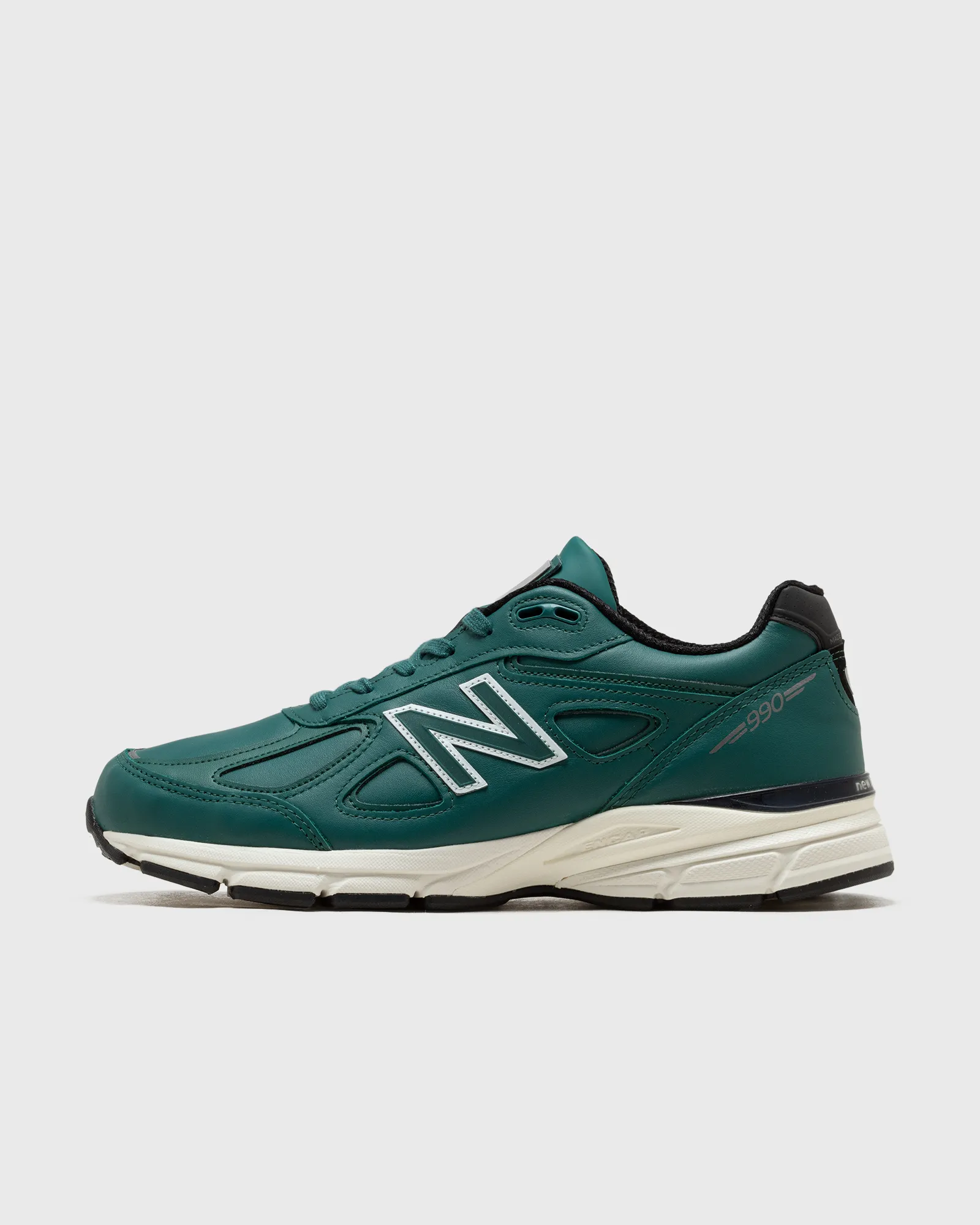 New Balance 990