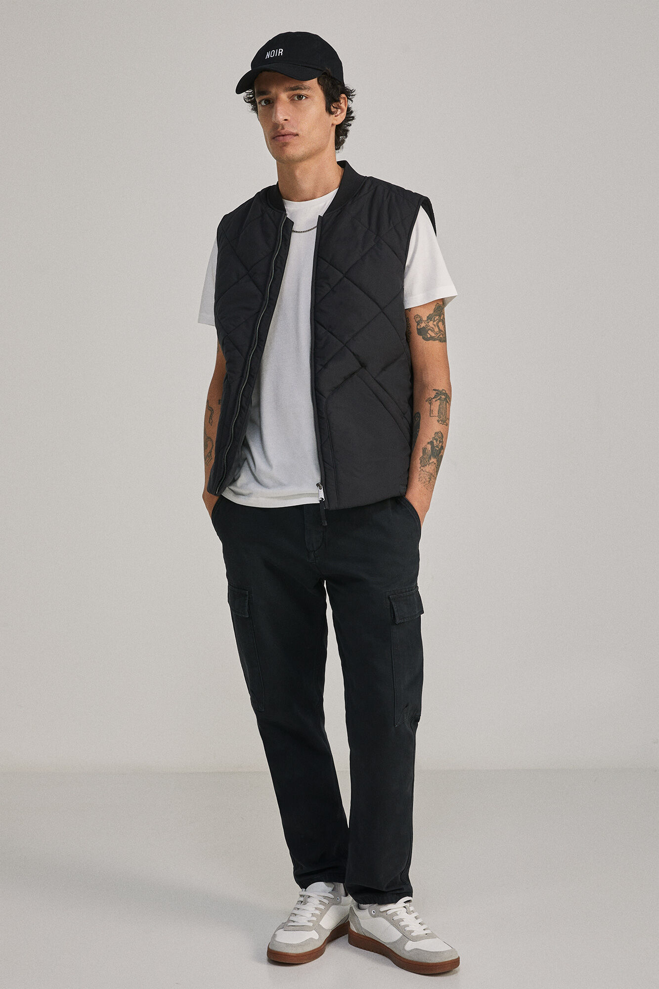 Colete bomber com gola acolchoada - preto