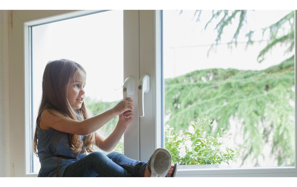 Abschliessbarer Fenstergriff FG300 W WeissDieser Fenstergriff schützt doppelt. Gegen Kinderhände und Einbrecher