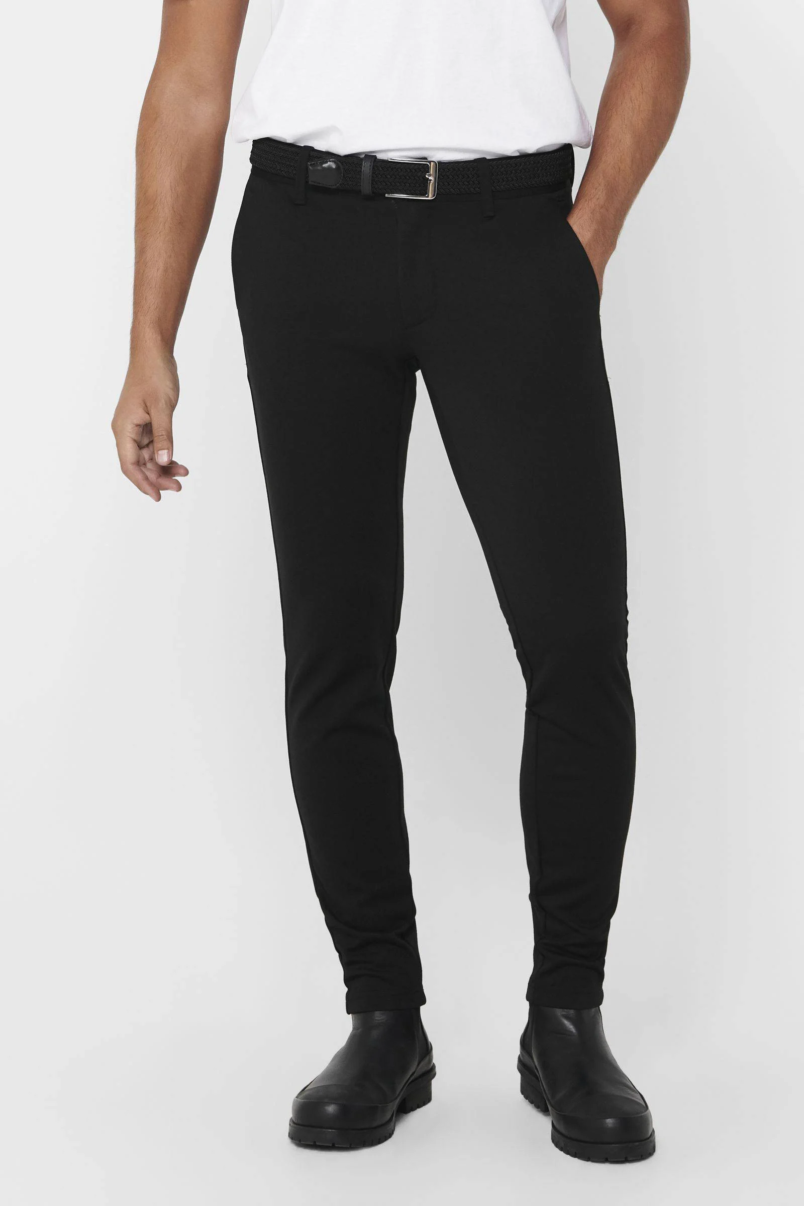 ONLY & SONS tapered fit it chino ONSMARK zwart
