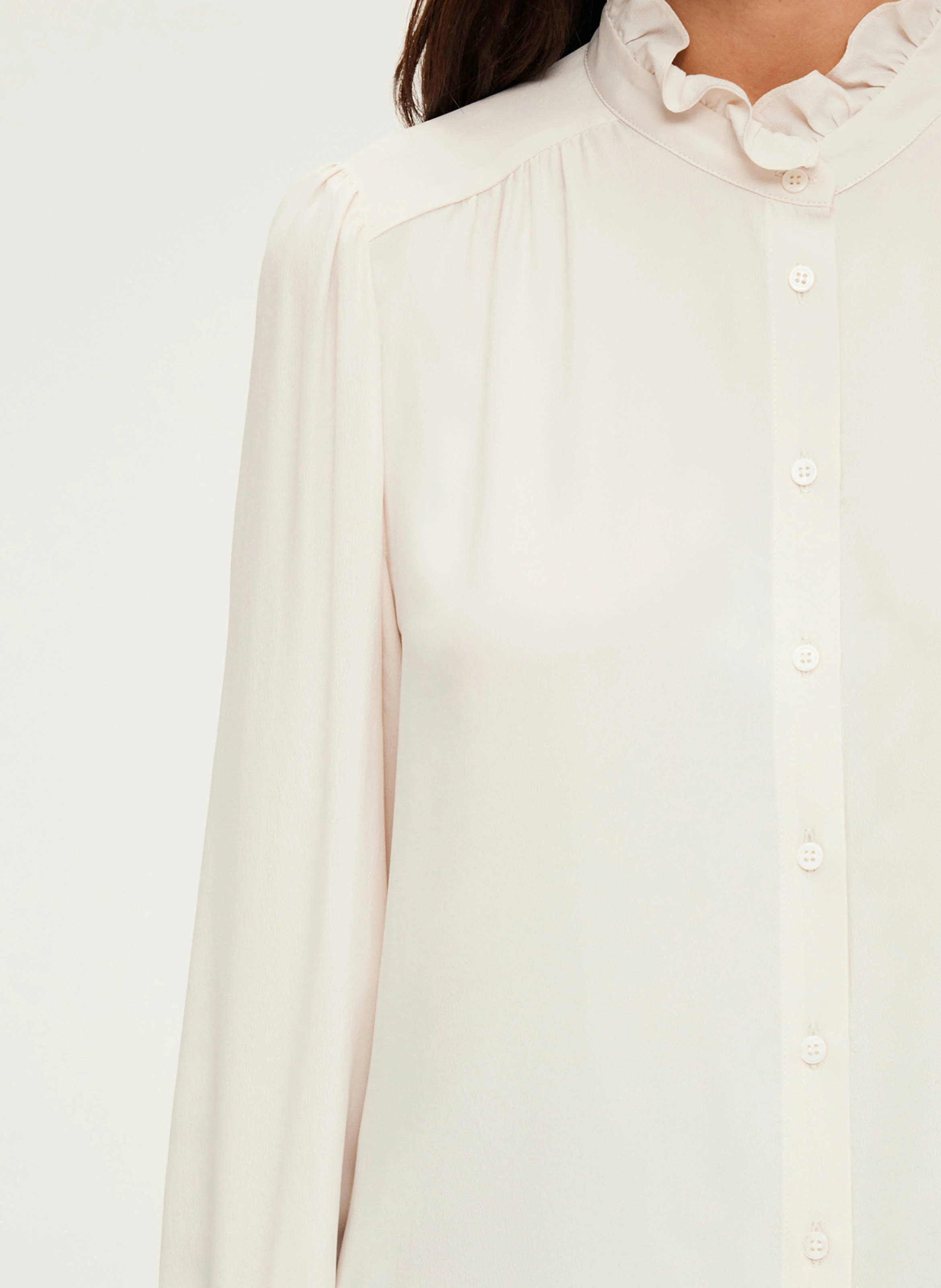 BRUNHILDE - Chemise fluide droite col montant | Beige