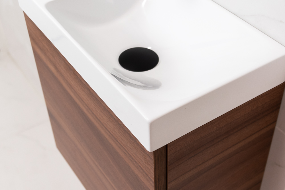 Sanigoods Minimo toiletmeubel 40cm walnut met witte fontein zonder kraangat