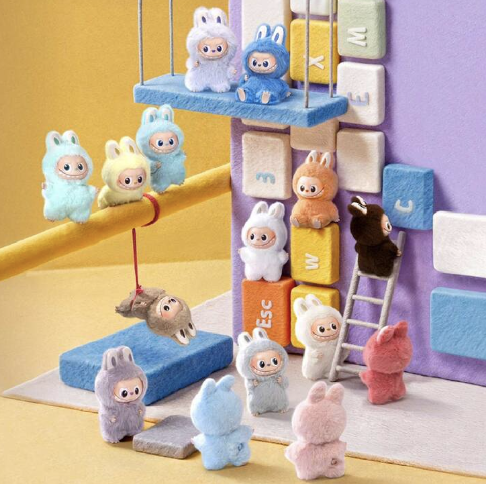 Pop Mart - Labubu Pin for Love Blind Box Monsterhäschen Schlüsselanhänger Überraschung Sammel Plüschfigur Handtaschen Anhänger - Surprise