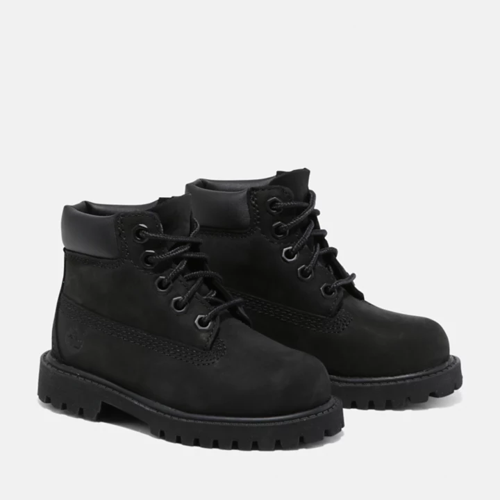 Bota Timberland Premium de 6 polegadas impermeável para crianças pequenas na cor preta.