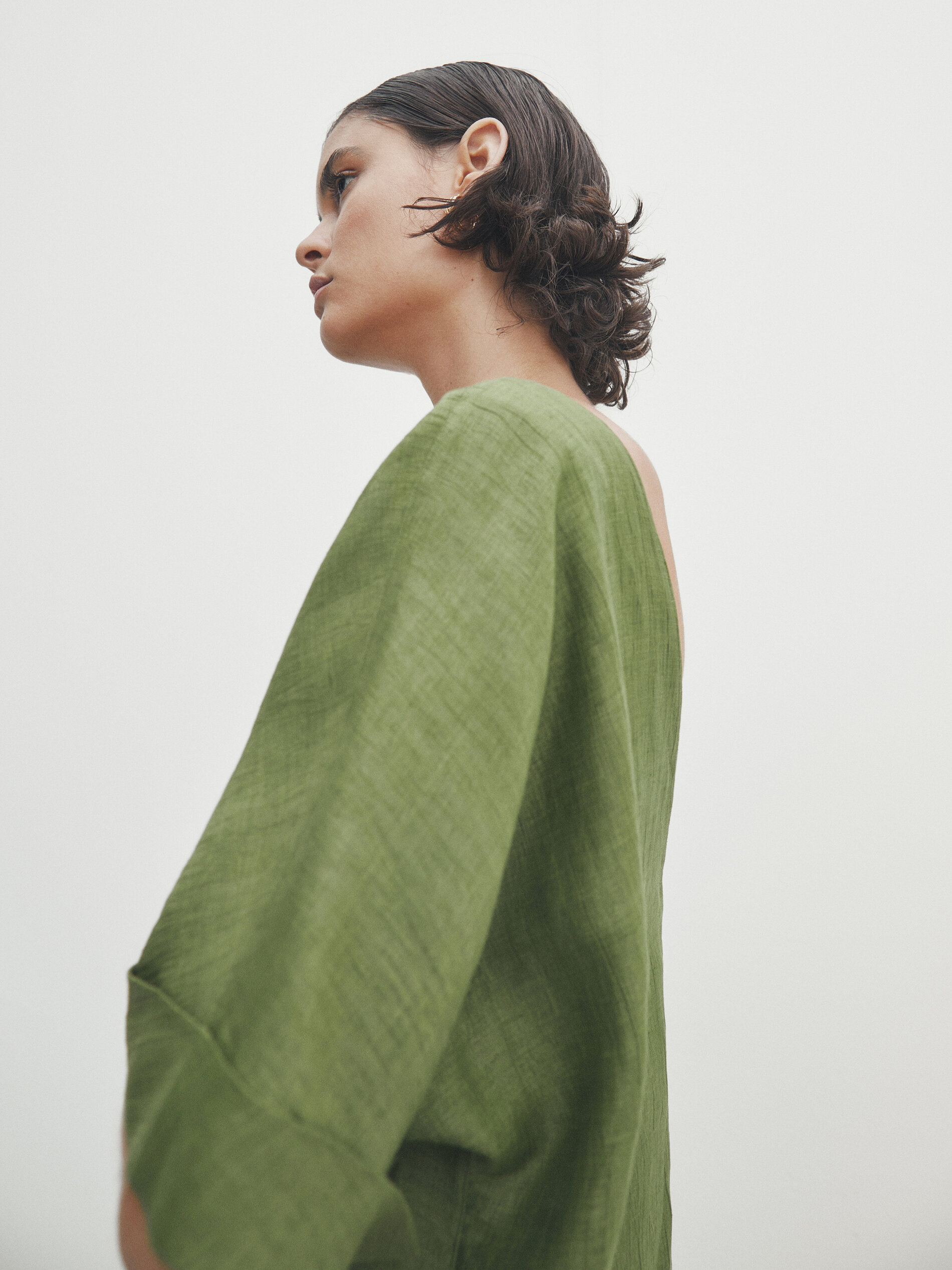 Vestido túnica com efeito amassado - VERDE