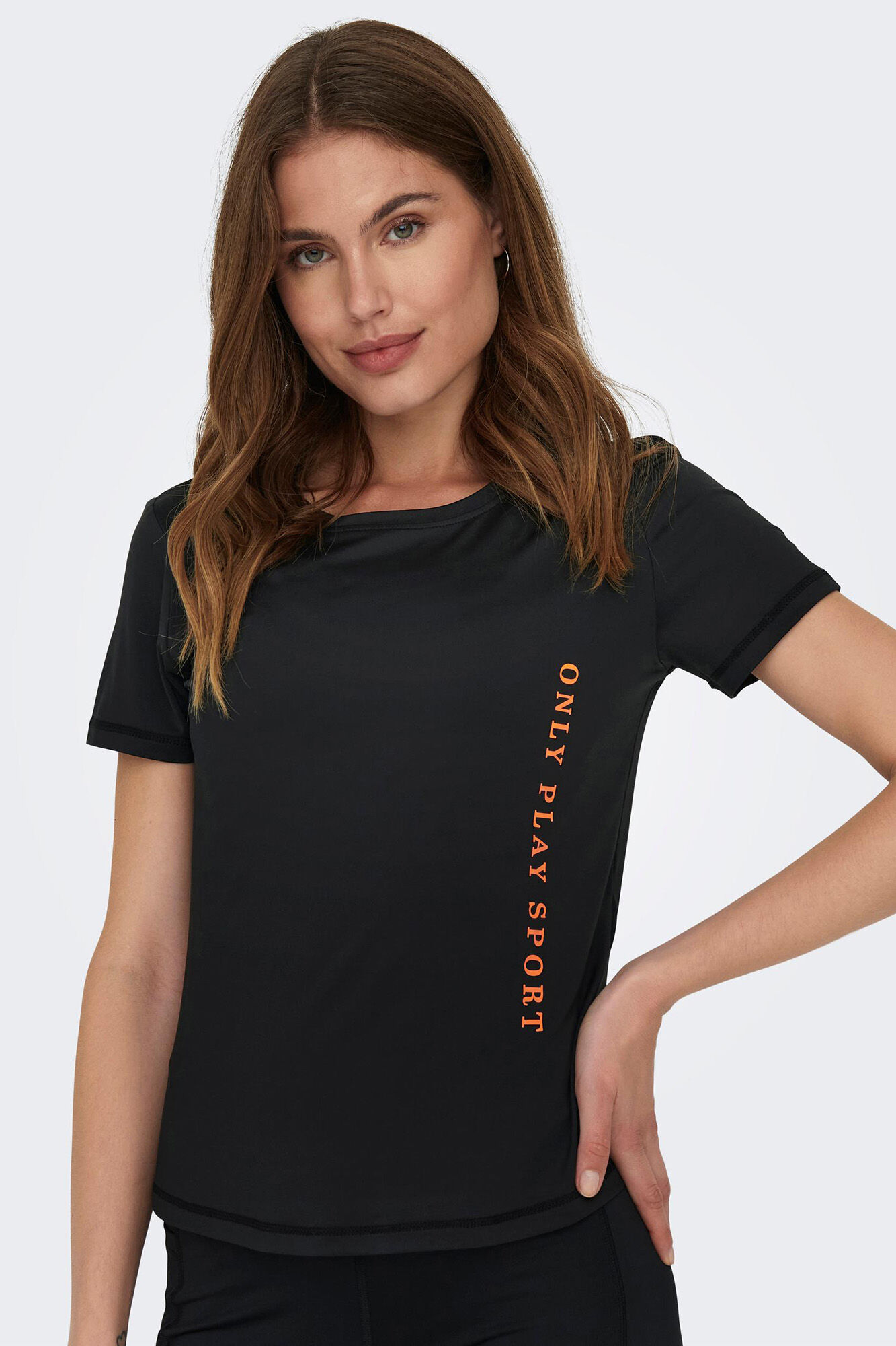 Camiseta feminina com tema técnico
