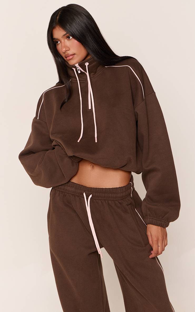 Chocolat Sweat-shirt Court À Cordon Contrasté Avec Zip Quart