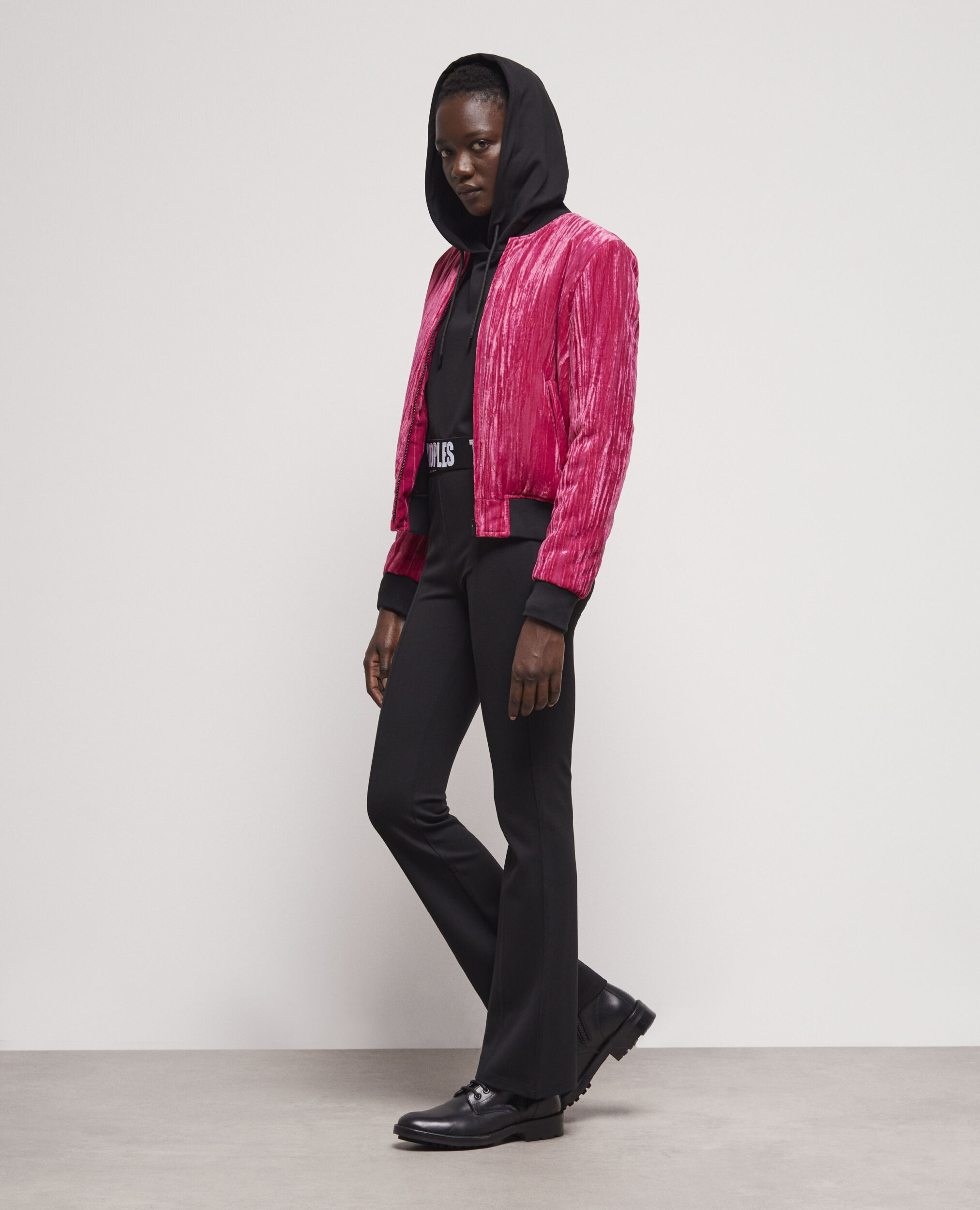 Blouson en velours rose