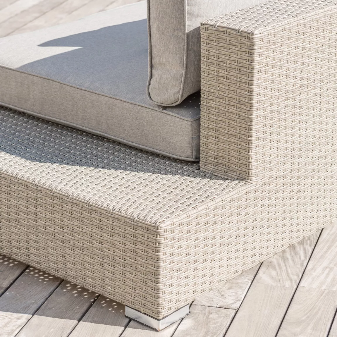 Fauteuil de jardin en résine tressée Palma Gris et taupe