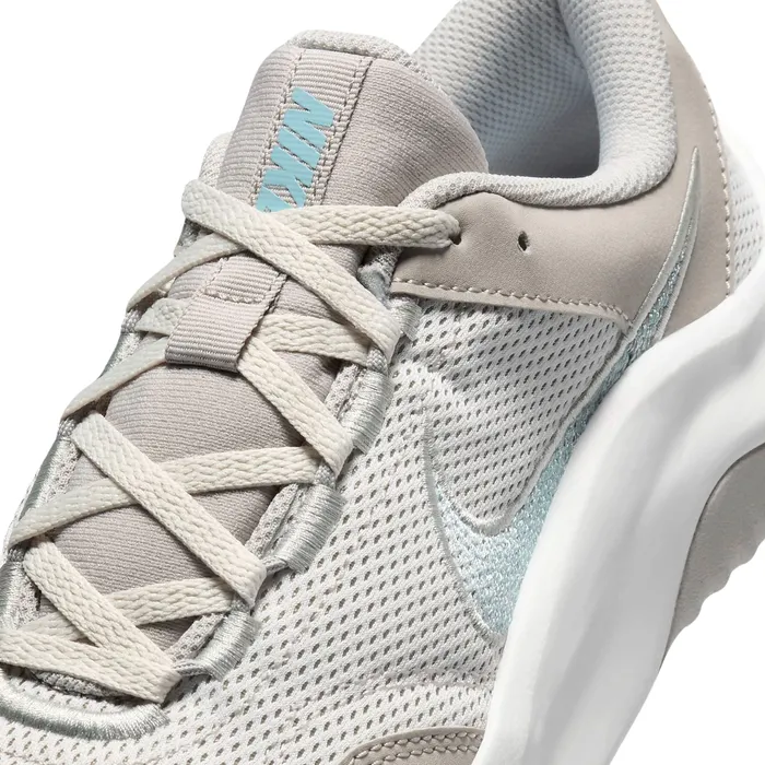 Nike Legend Essential 3 Schoenen Dames