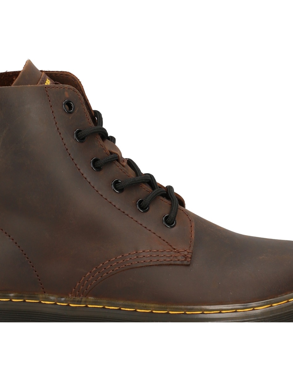 Thurston Chukka